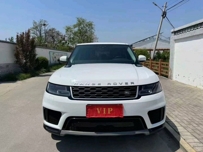 青岛21年路虎揽胜运动1