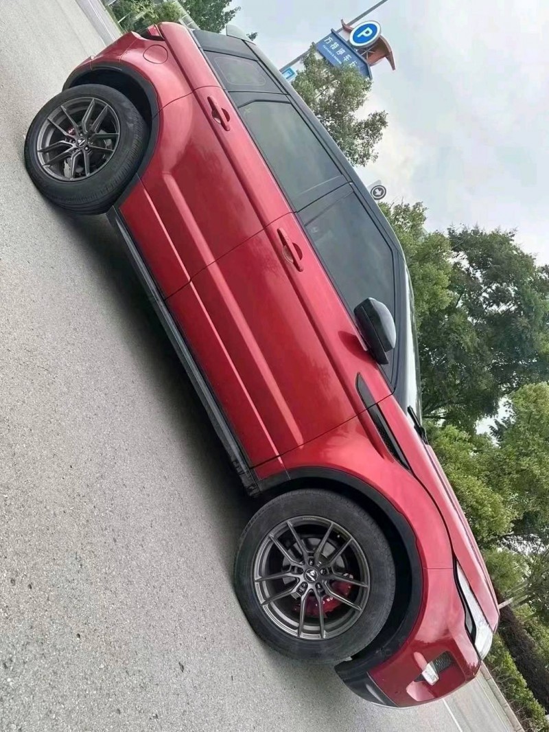 枣庄16年路虎极光2