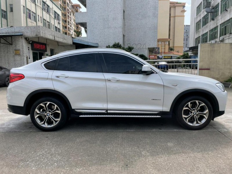 中山15年宝马X43