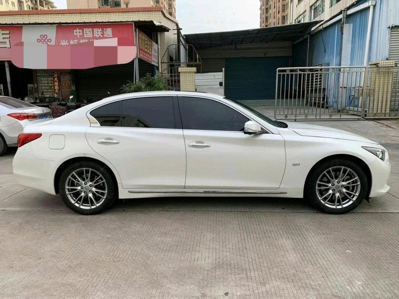 中山18年英菲尼迪Q50L2