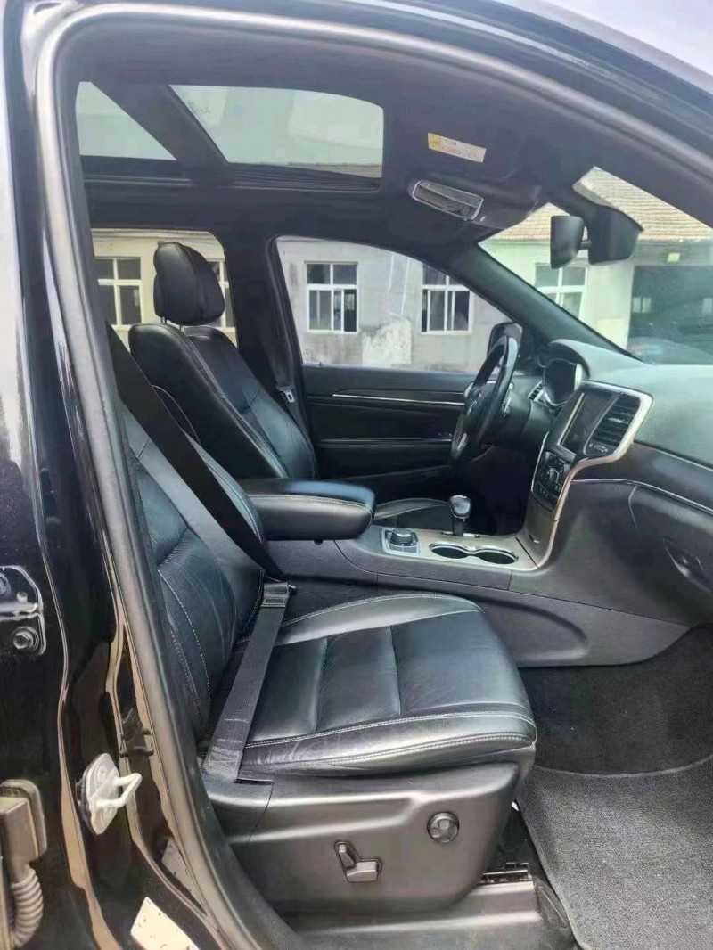 烟台14年Jeep大切诺基4