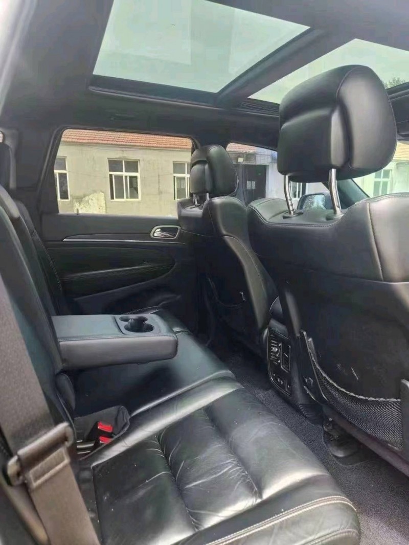 烟台14年Jeep大切诺基5