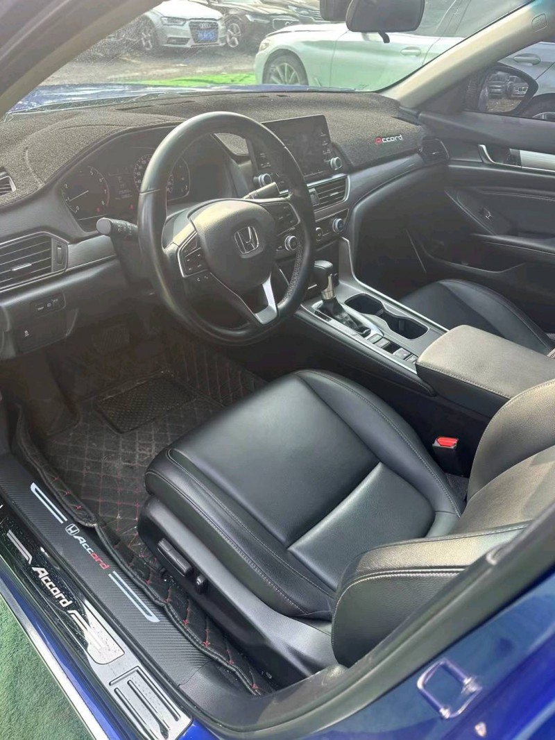 广州20年本田雅阁5