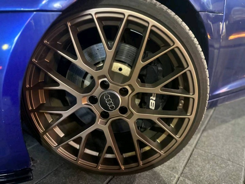 广州13年奥迪R85