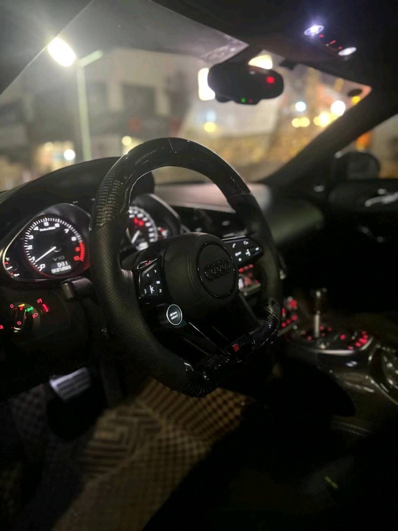 广州13年奥迪R88