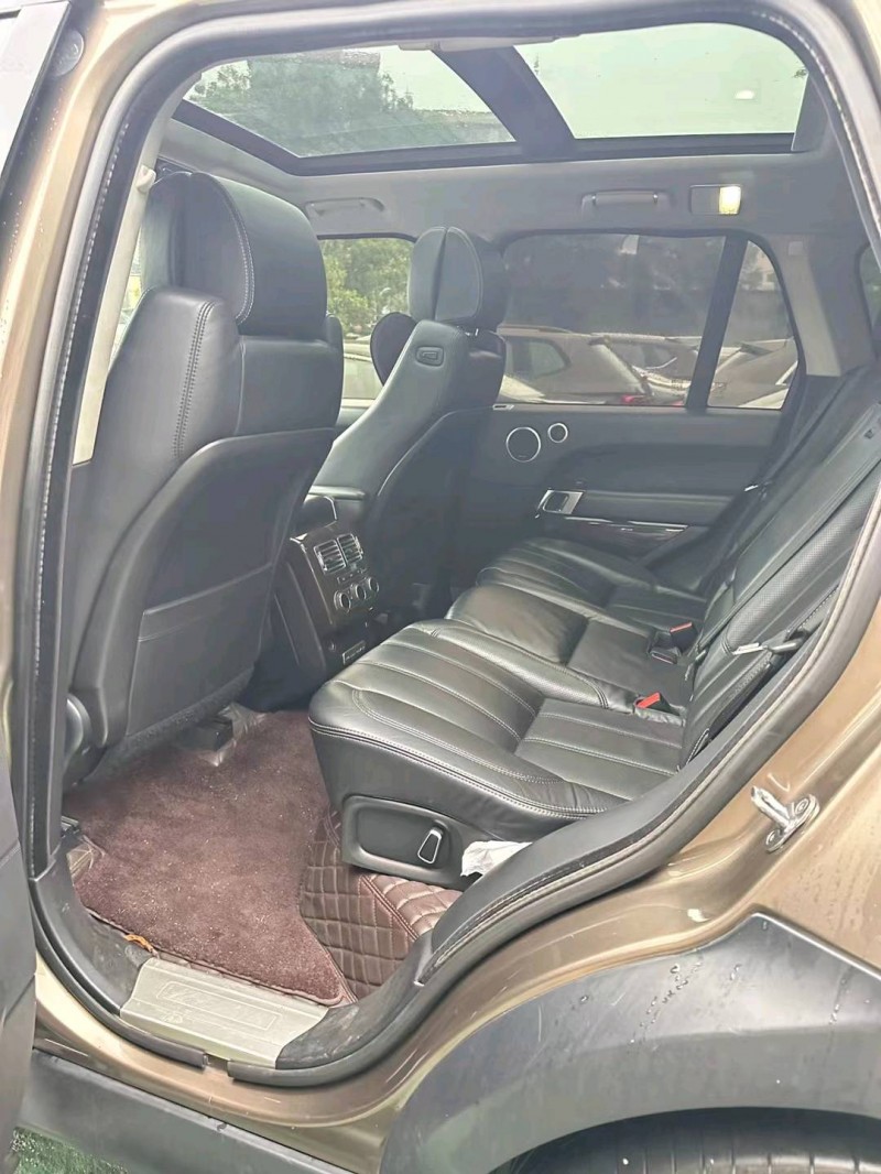 广州13年路虎揽胜行政7