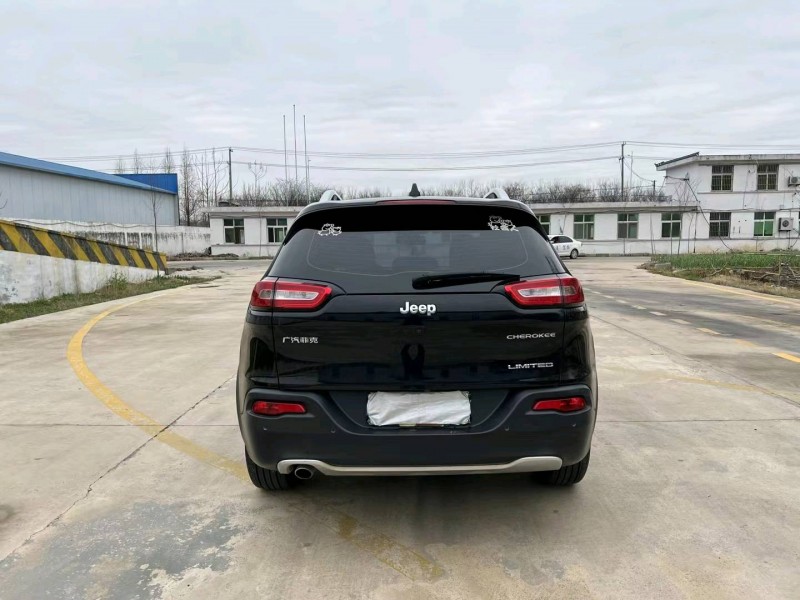 徐州18年Jeep自由光2