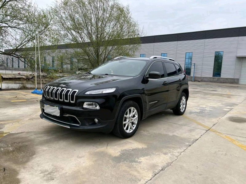 徐州18年Jeep自由光4