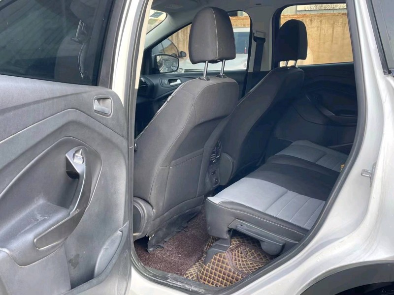 济宁17年福特翼虎4