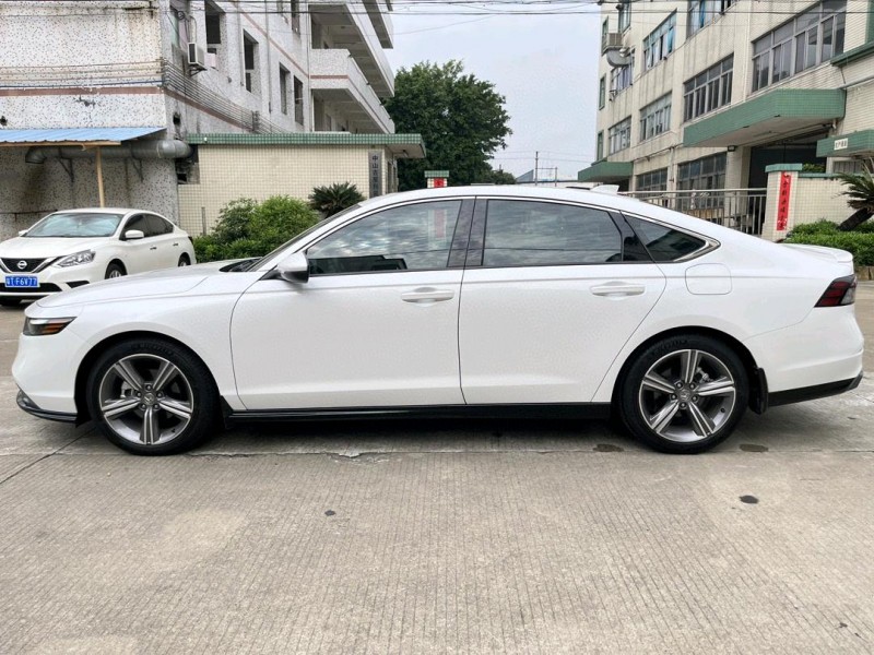 中山23年本田雅阁3