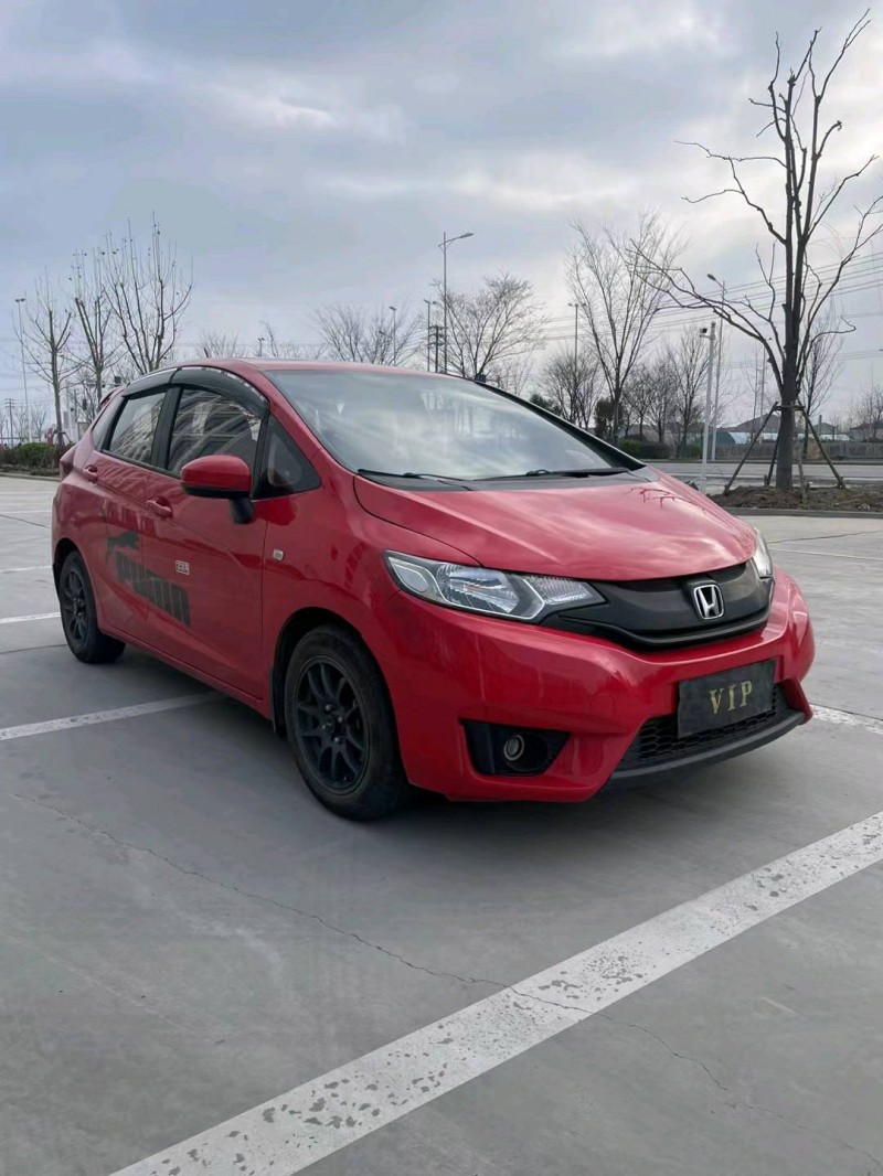 徐州17年本田飞度2