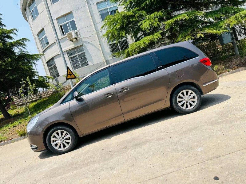 烟台16年别克GL83