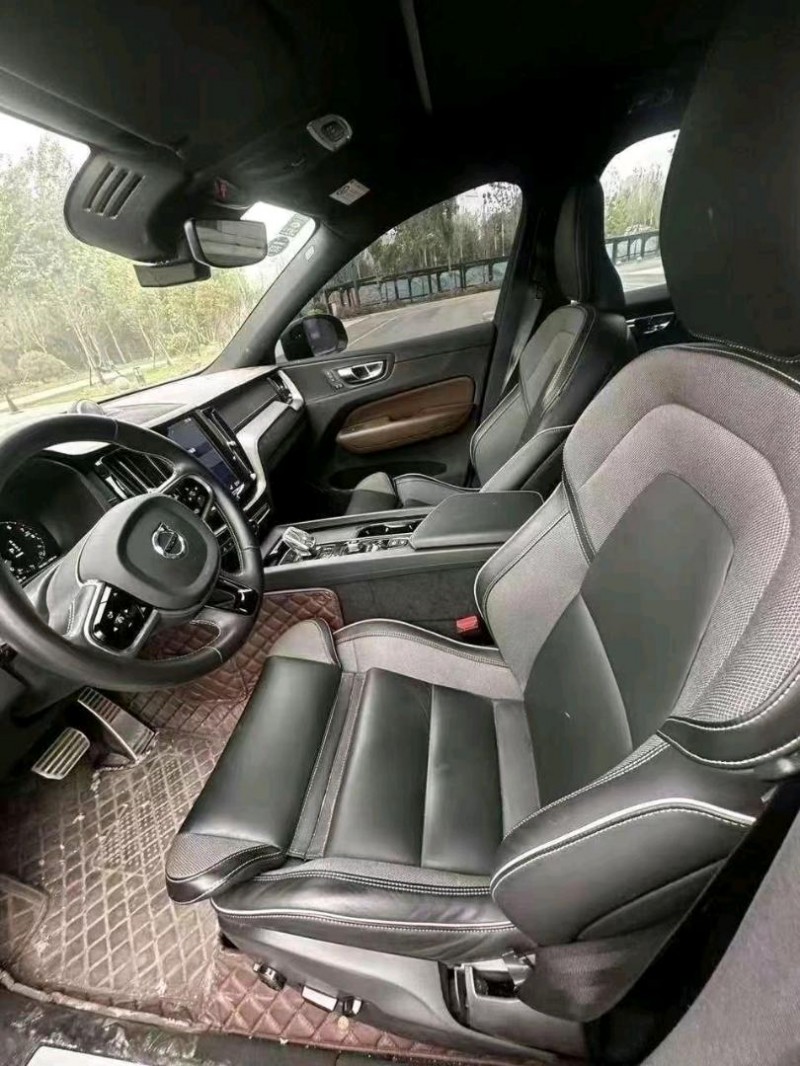 枣庄20年沃尔沃XC606