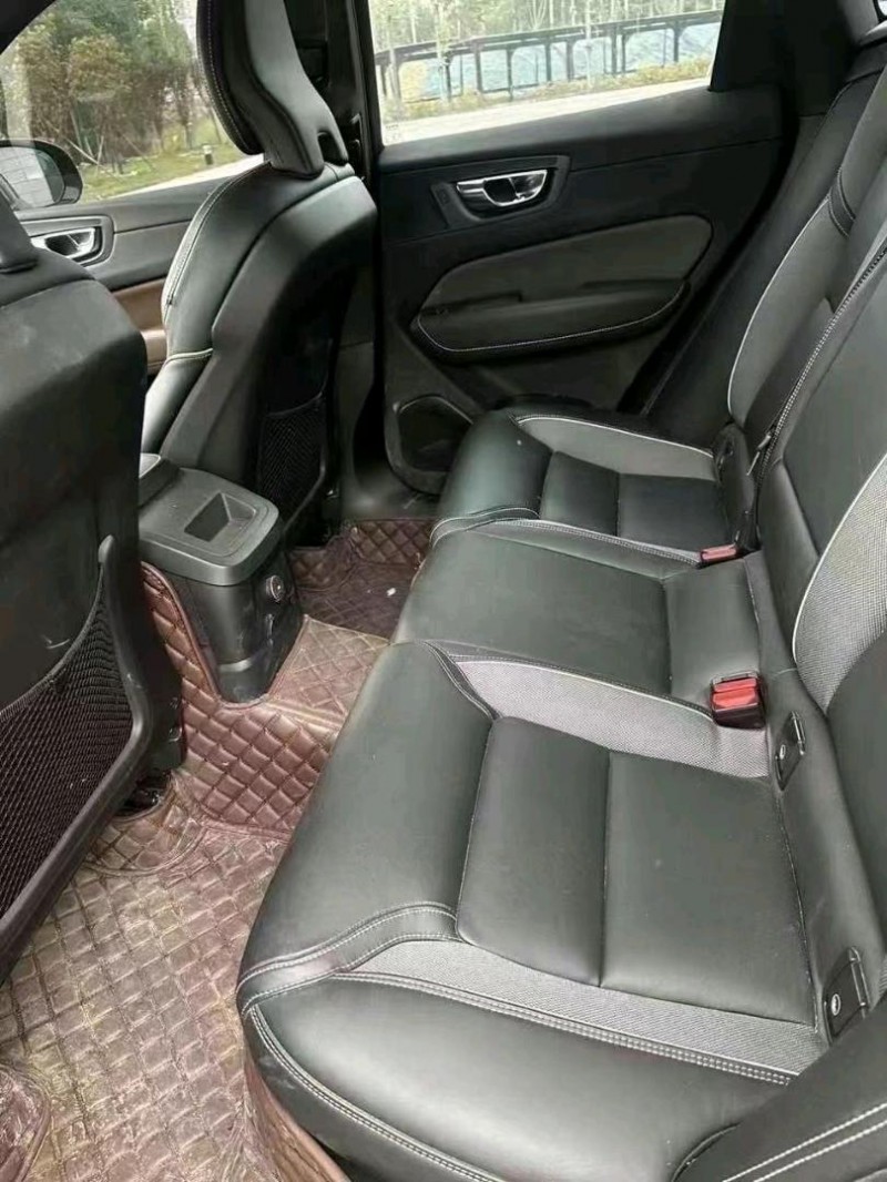 枣庄20年沃尔沃XC607