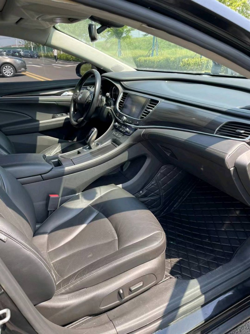 徐州18年别克君越5