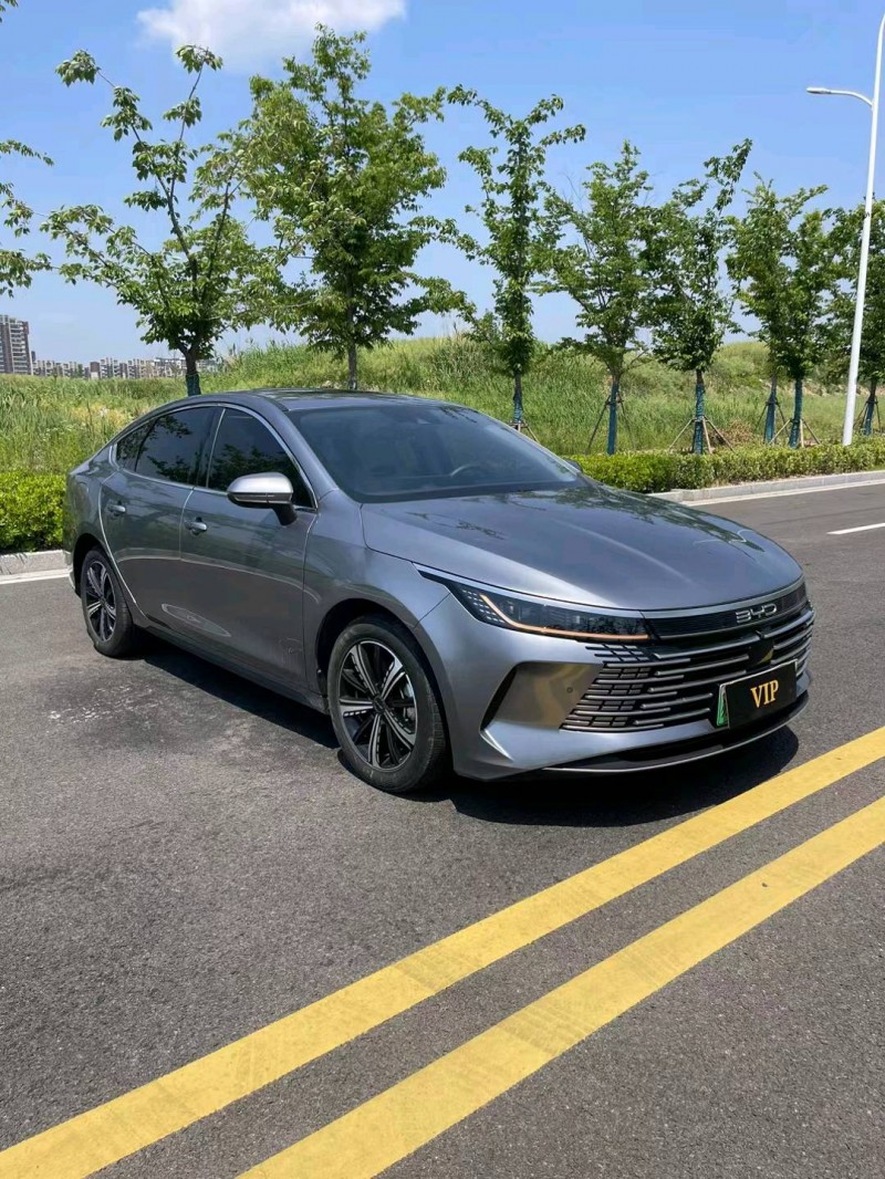 徐州22年比亚迪驱逐舰3