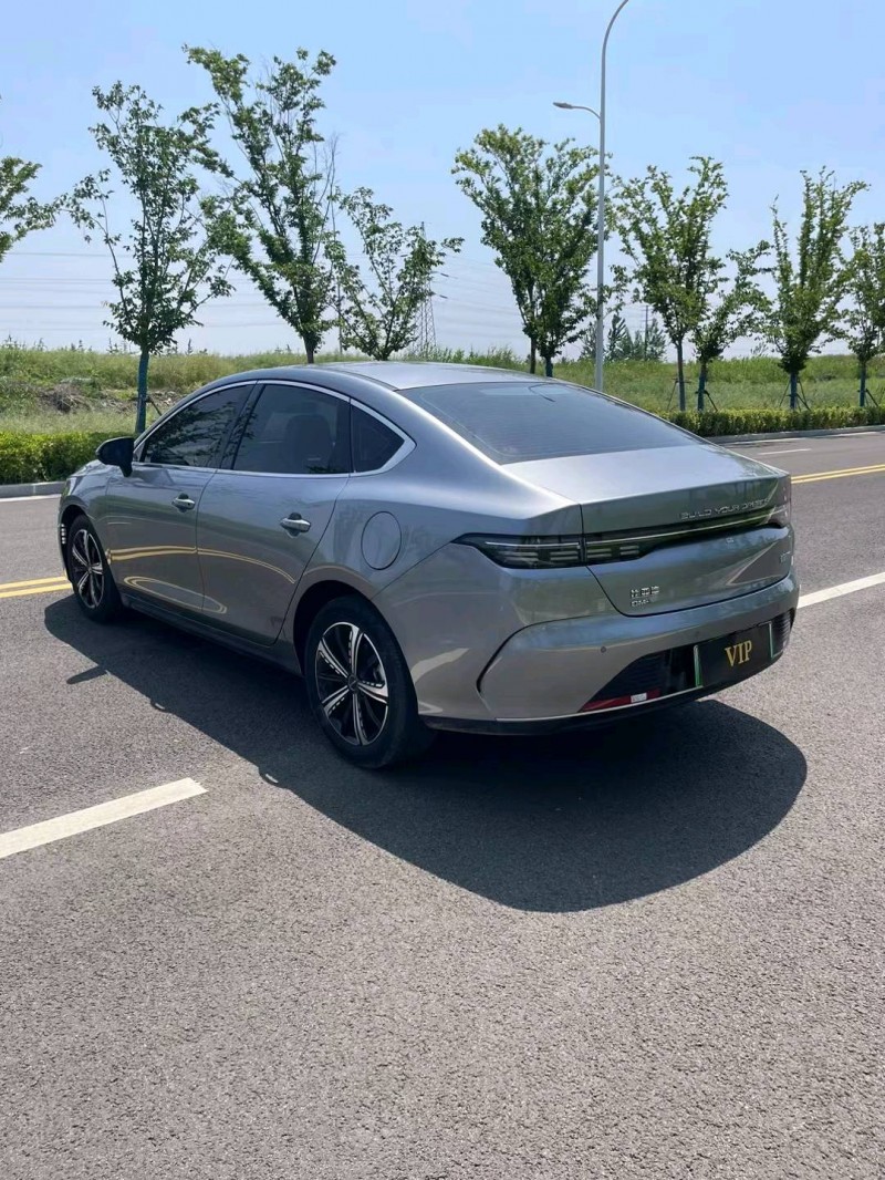 徐州22年比亚迪驱逐舰7