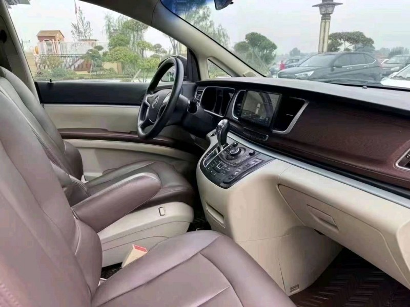 青岛15年别克GL88