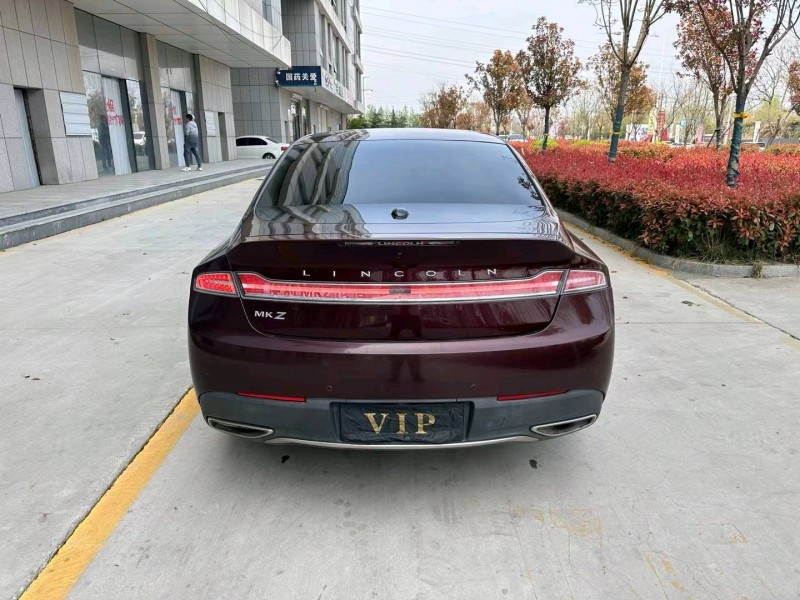 濟寧18年林肯MKZ9