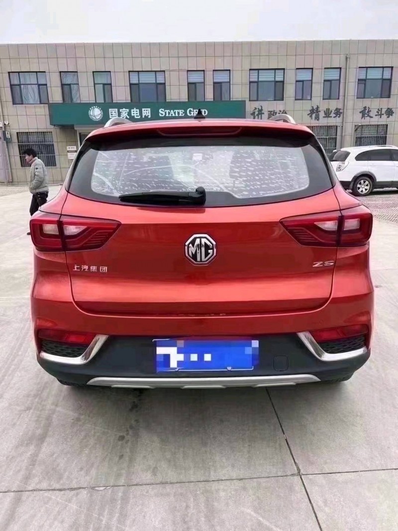 潍坊18年名爵ZS8