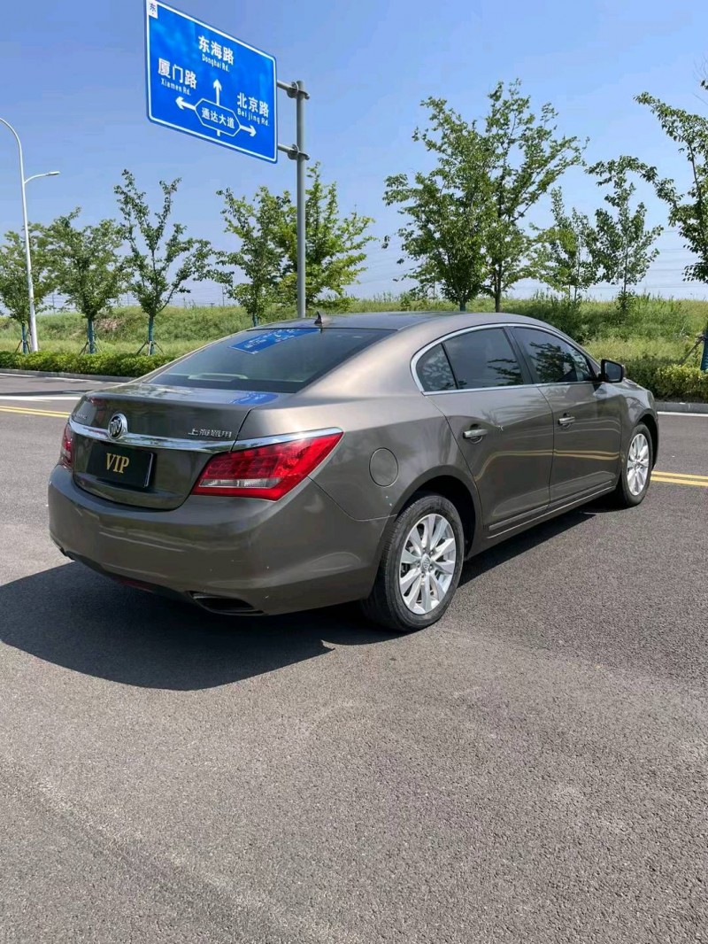 徐州16年别克君越8