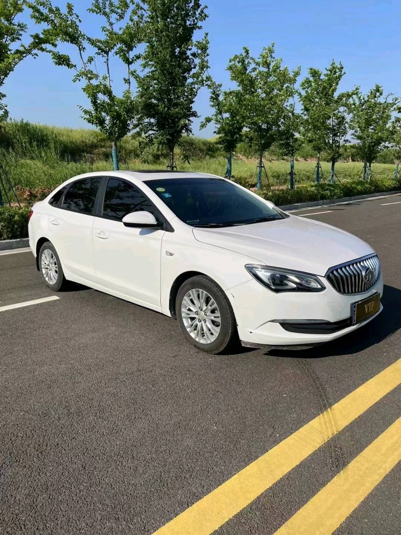 徐州17年别克英朗3