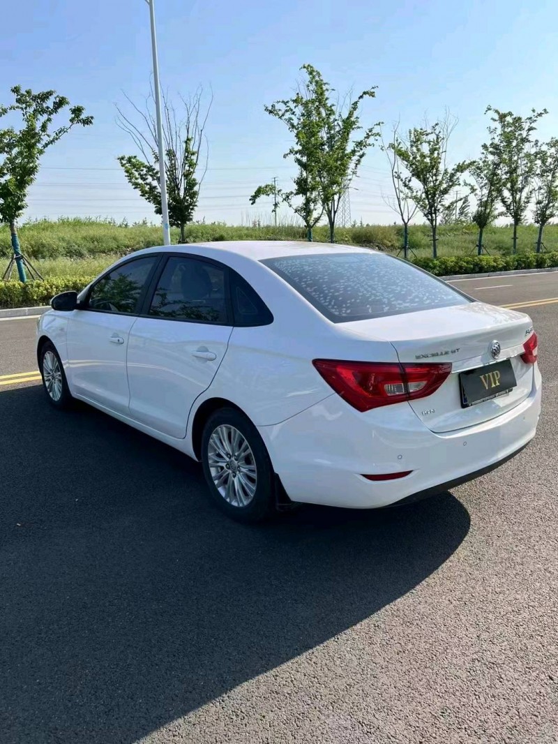 徐州17年别克英朗7