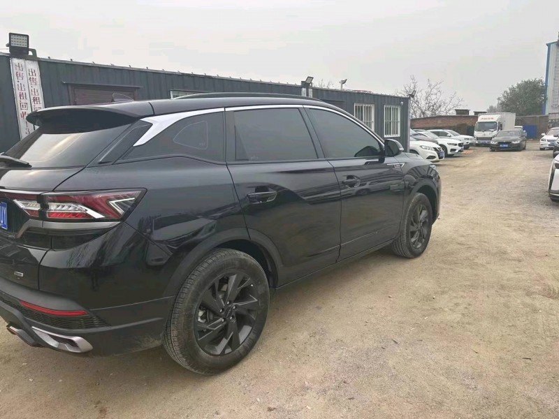 保定22年东风AX7pro5