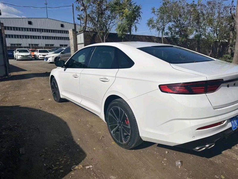 保定22年吉利星瑞4