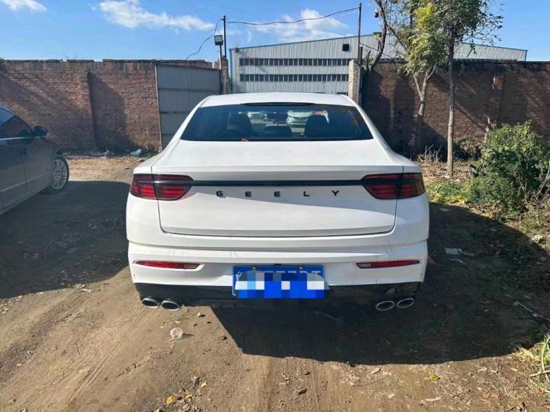 保定22年吉利星瑞9