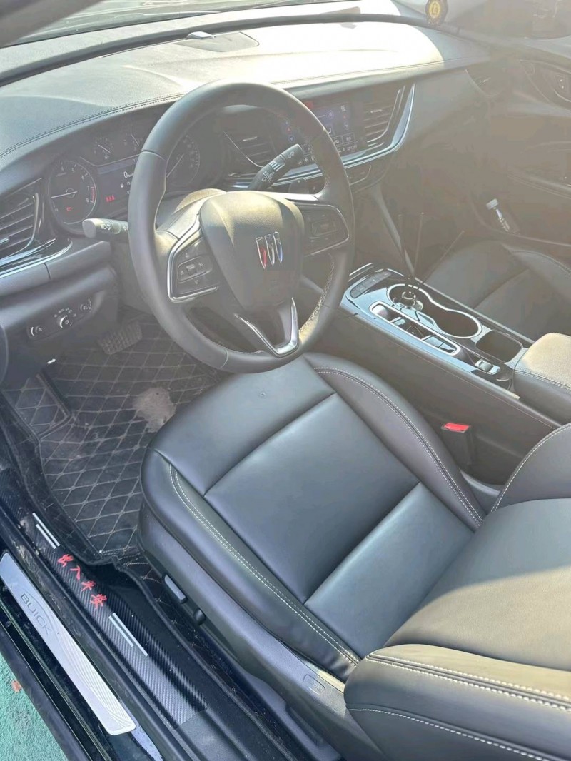 广州23年别克君威5