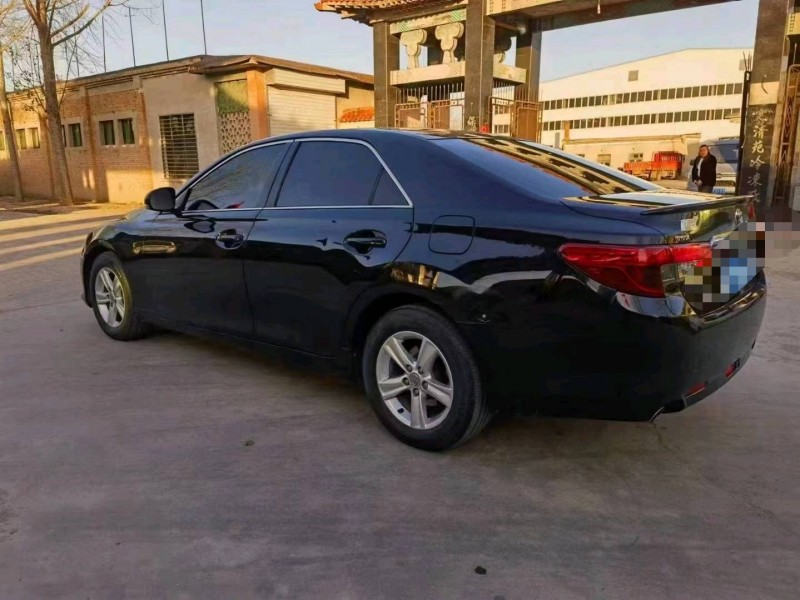 保定14年丰田锐志3