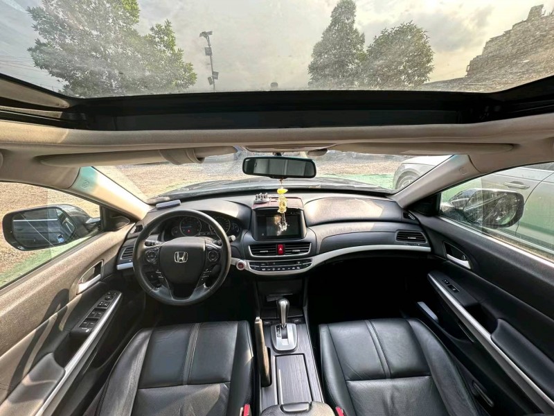 广州15年本田歌诗图8