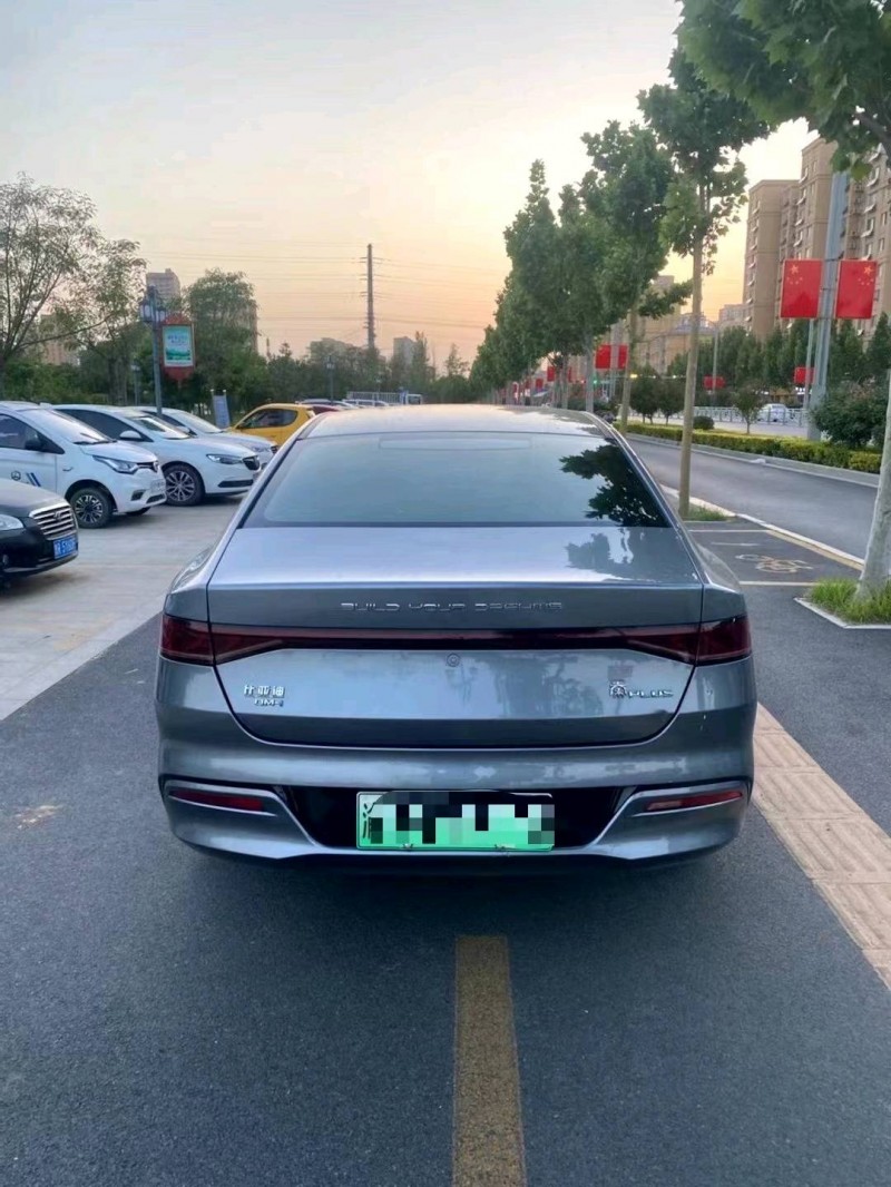 枣庄22年比亚迪秦9