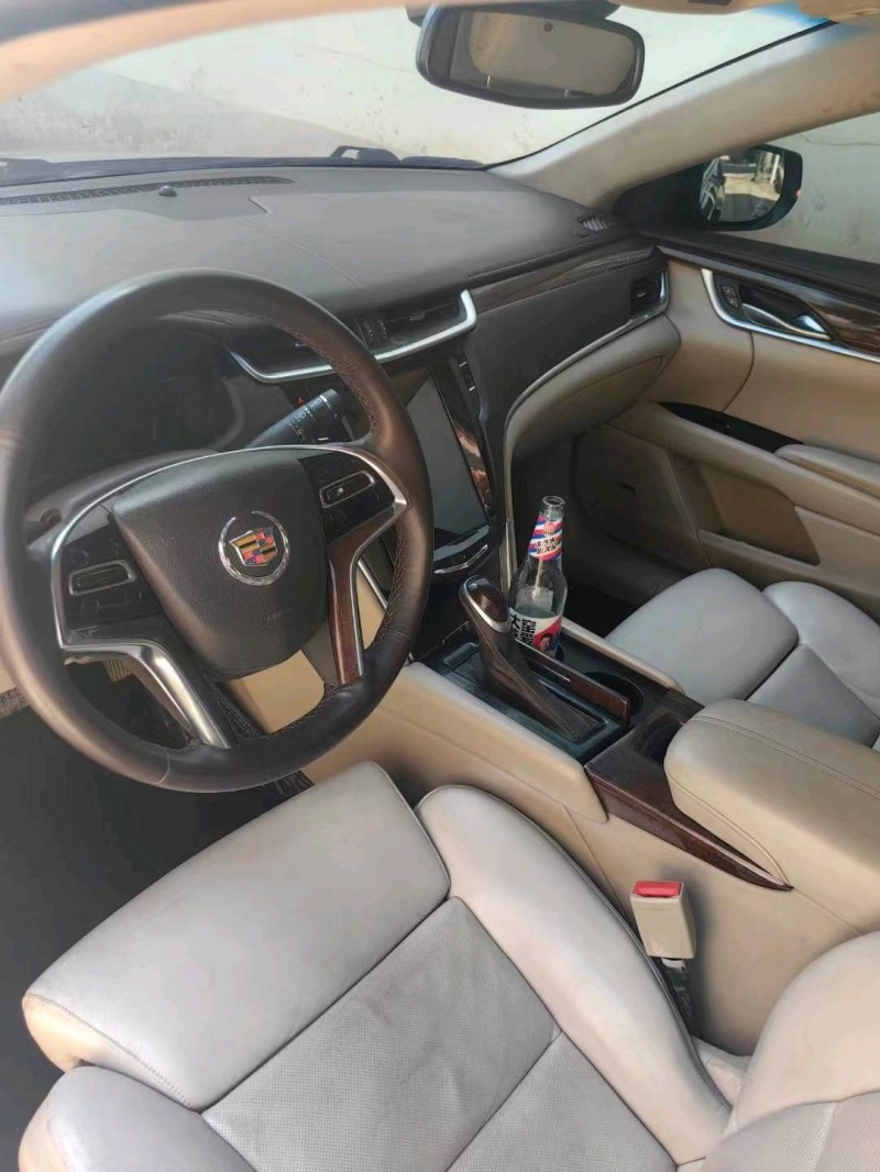 保定14年凯迪拉克XTS6