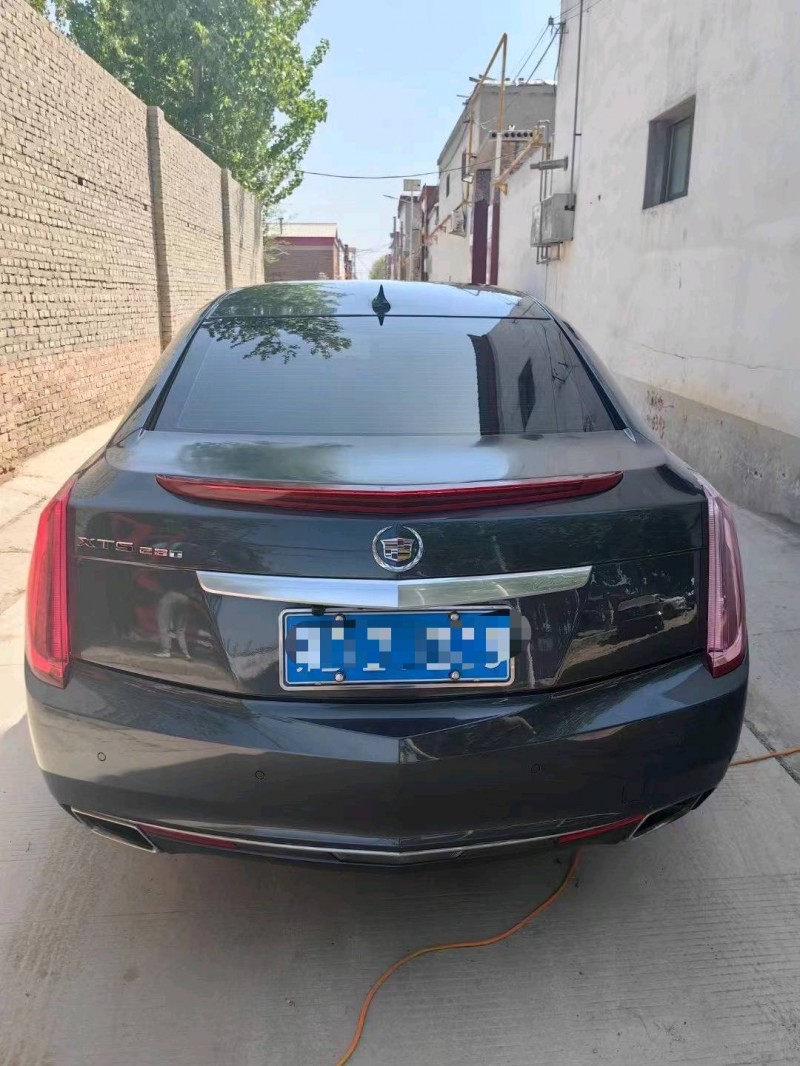 保定14年凯迪拉克XTS8