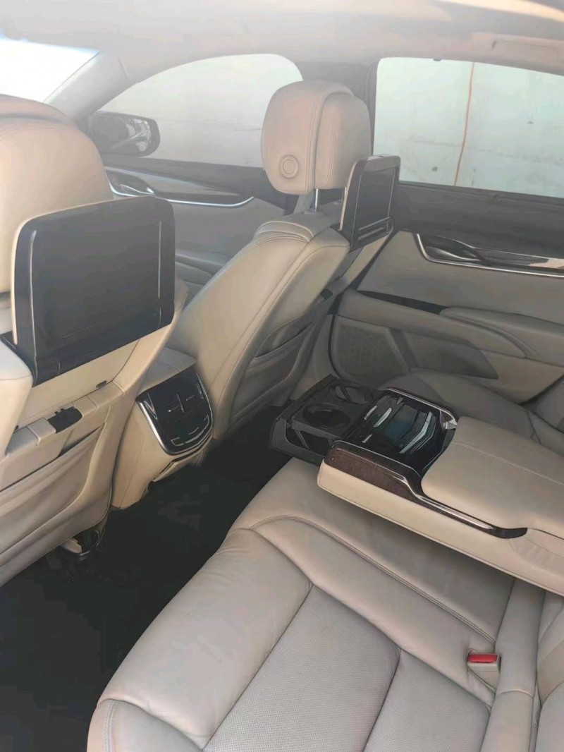 保定14年凯迪拉克XTS9