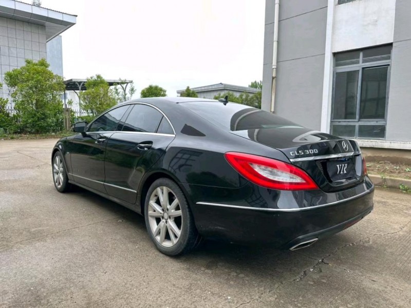 盐城15年奔驰CLS9