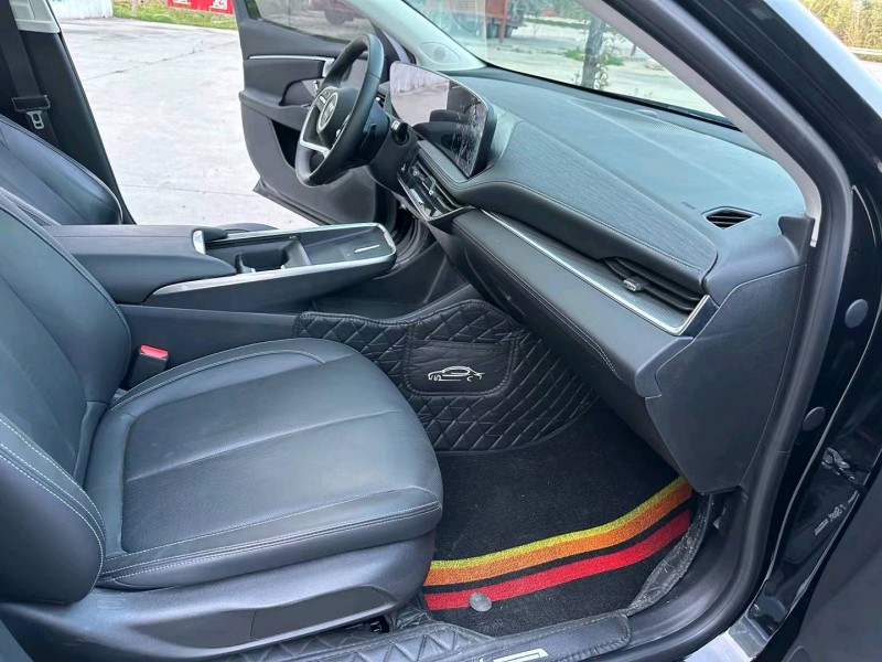 徐州23年别克君越7