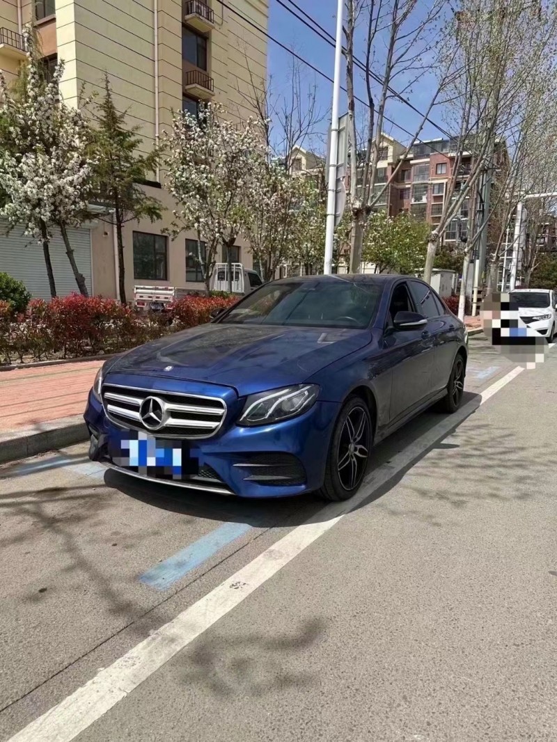 济宁17年奔驰E3