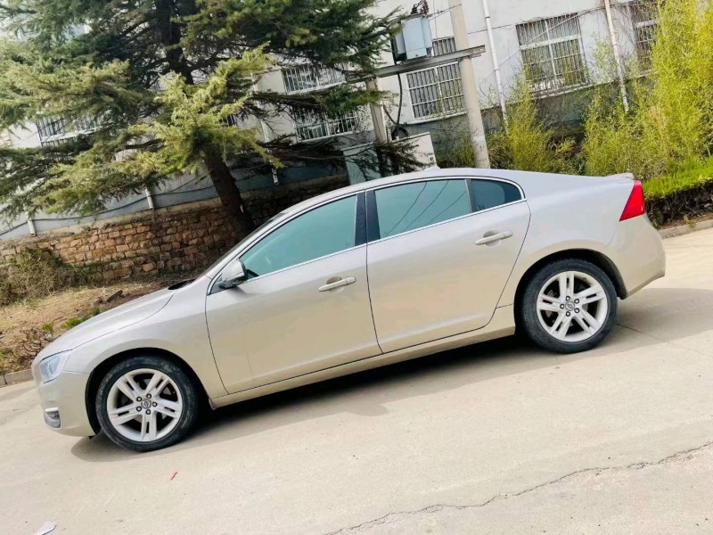 东营14年沃尔沃S60L3