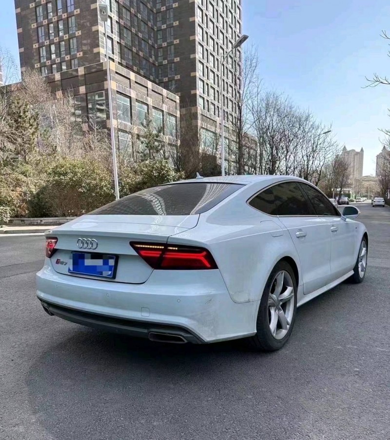 东营18年奥迪A7L6