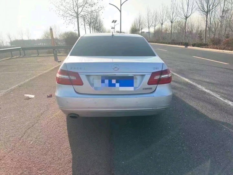 东营11年奔驰E9