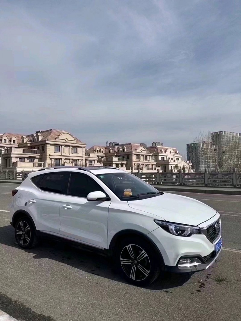 东营18年名爵ZS4