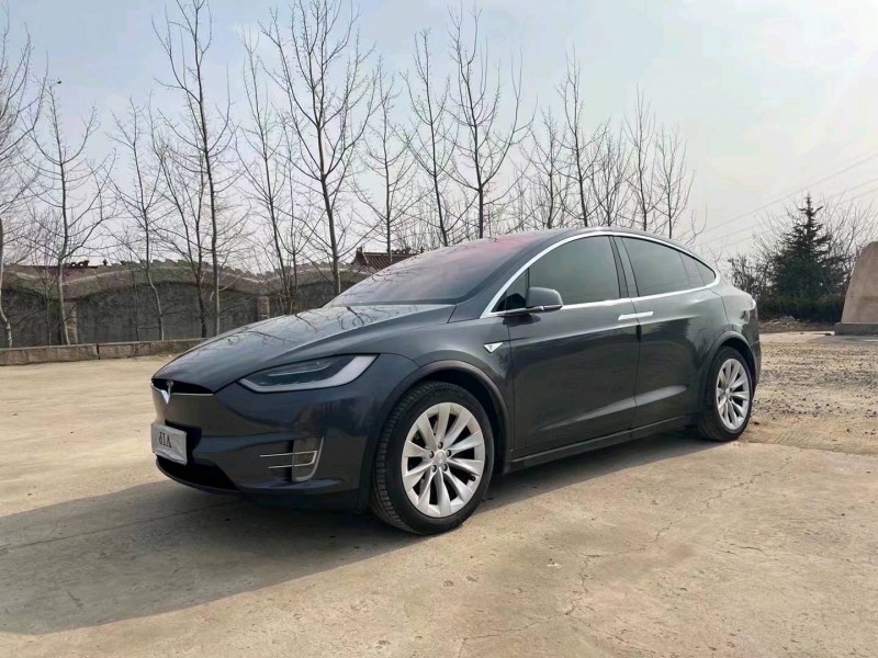 棗莊17年特斯拉MODEL X2