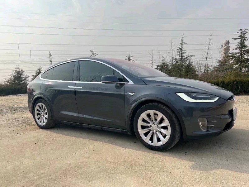 棗莊17年特斯拉MODEL X7