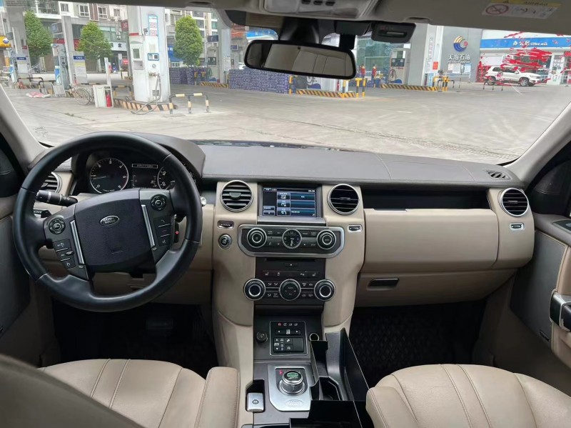 重庆14年路虎发现5