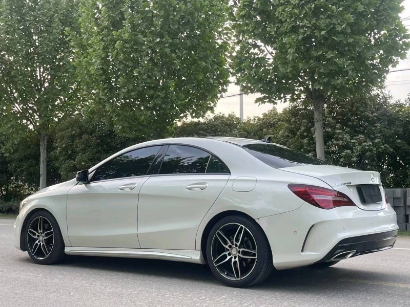 徐州17年奔驰CLA4