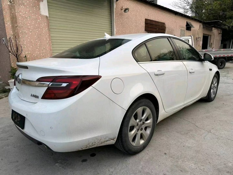 东莞14年别克君威7