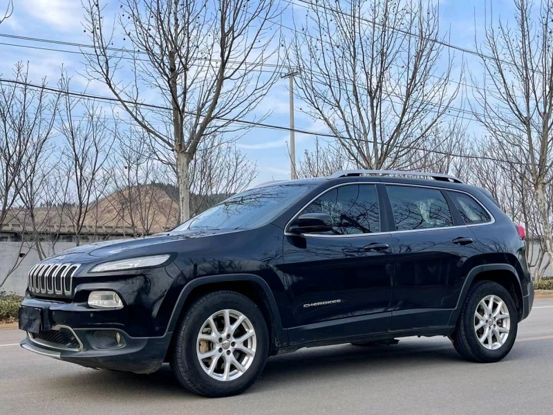 徐州16年Jeep自由光3